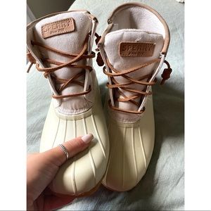 Neutral Sperry Duck Boots- Size 9 Womens